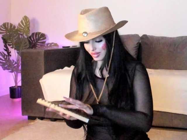 CindyTail live cam on BongaCams