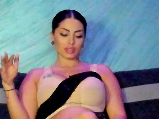CindyTail live cam on BongaCams