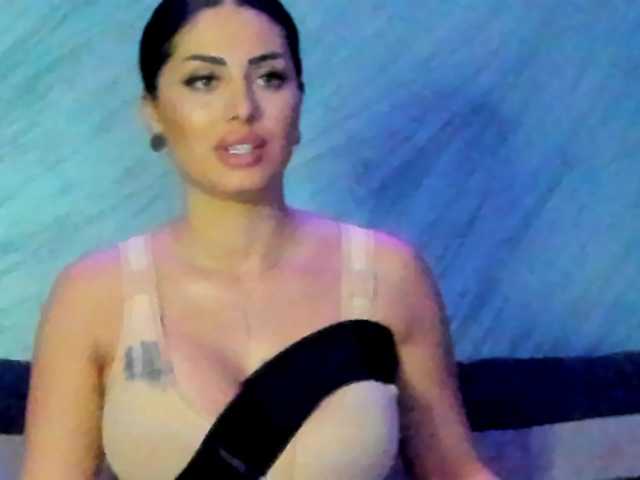CindyTail live cam on BongaCams