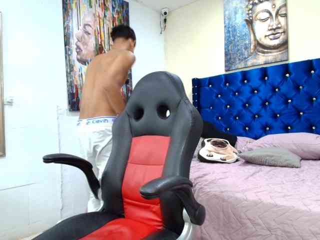 angel-cutexxx18 Live Webcam on BongaCams