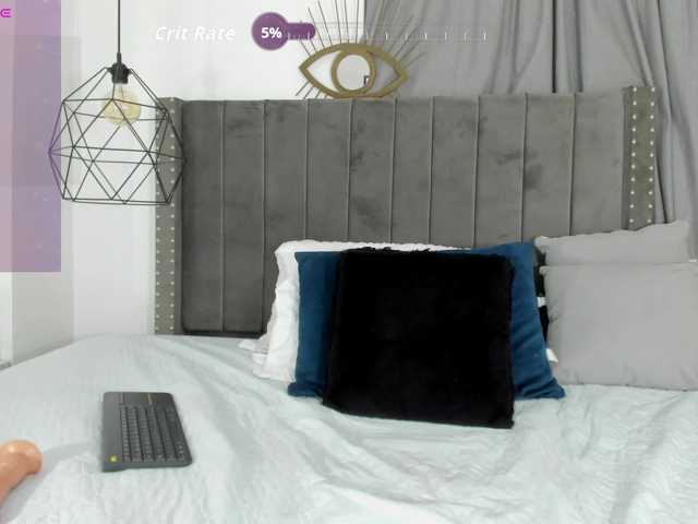 Lupita3x live cam on BongaCams
