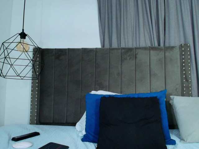 Lupita3x live cam on BongaCams