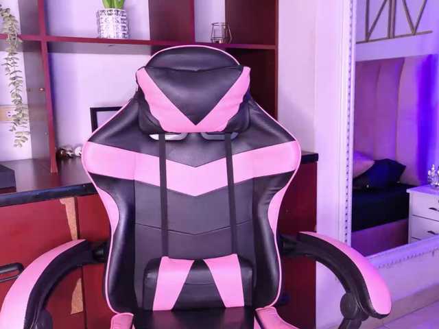 DeisyPerez live cam on BongaCams