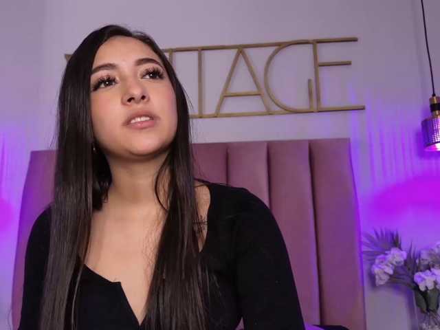 DeisyPerez live cam on BongaCams
