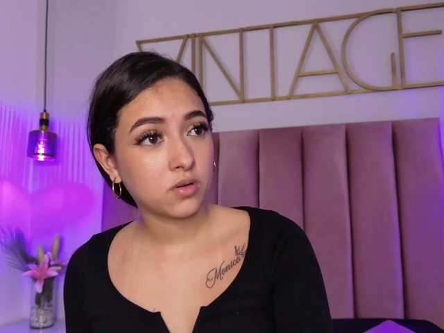 DeisyPerez live cam on BongaCams