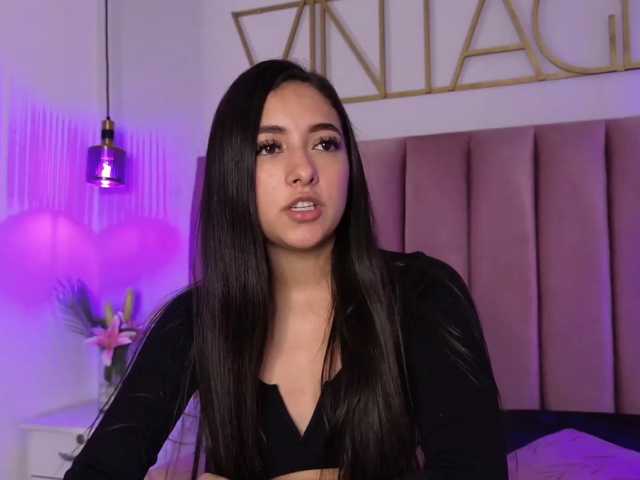 DeisyPerez live cam on BongaCams