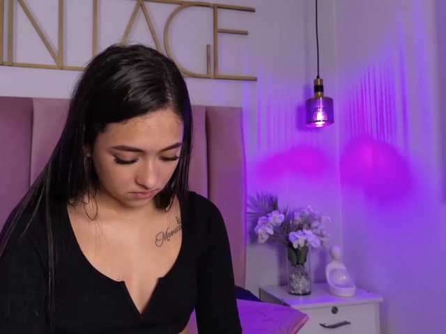 DeisyPerez live cam on BongaCams