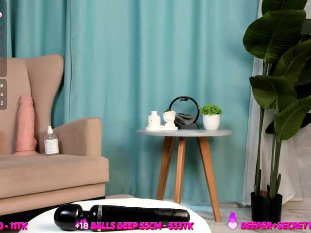 MaeWilkins live cam on BongaCams