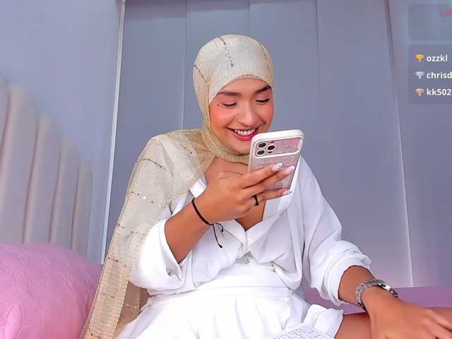 Amira-zahra live cam on BongaCams