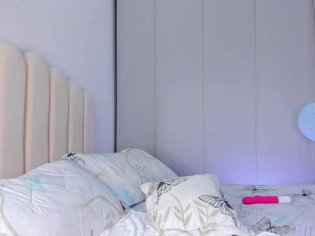 Amira-zahra Live Cam and Statistics on UnifiedCams