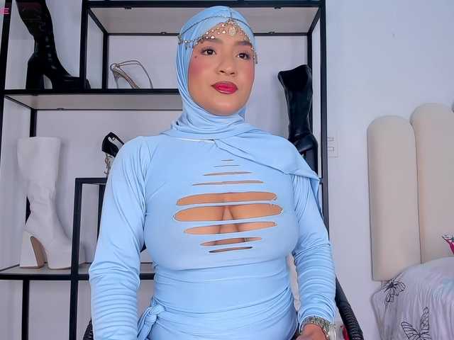 Amira-zahra live cam on BongaCams