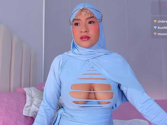 Amira-zahra live cam on BongaCams