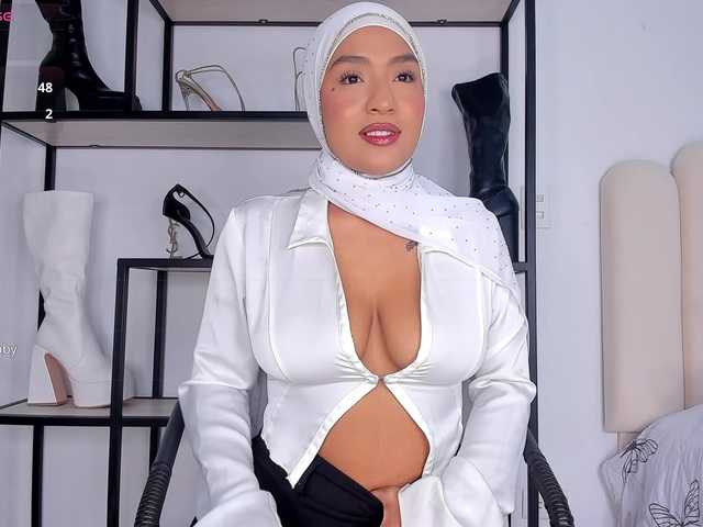 Amira-zahra live cam on BongaCams