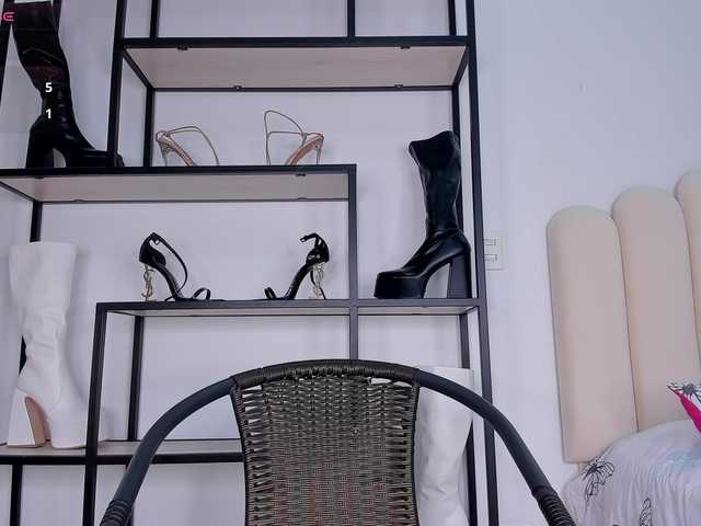 Amira-zahra live cam on BongaCams