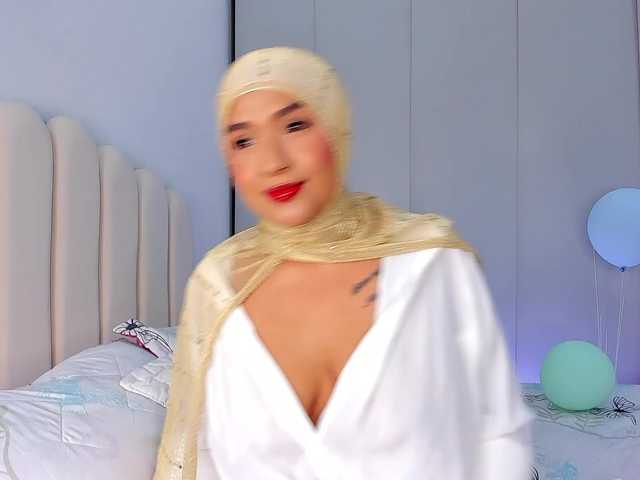 Amira-zahra's BongaCams show and profile