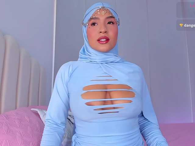 Amira-zahra live cam on BongaCams