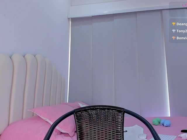 Amira-zahra live cam on BongaCams