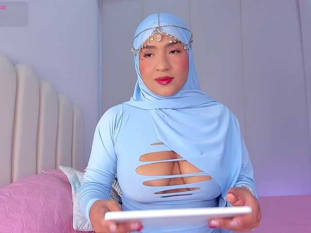 Amira-zahra live cam on BongaCams