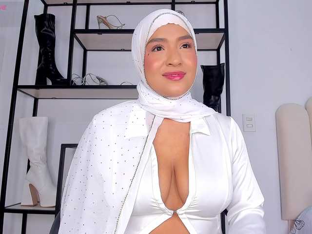 Amira-zahra live webcam show