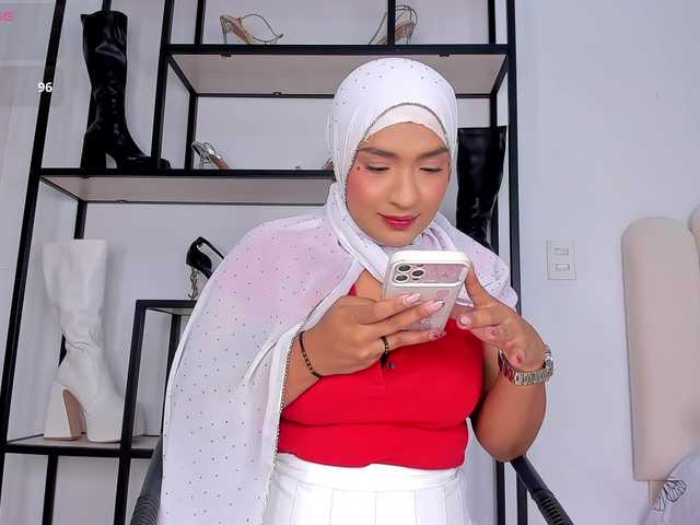 Amira-zahra live webcam show