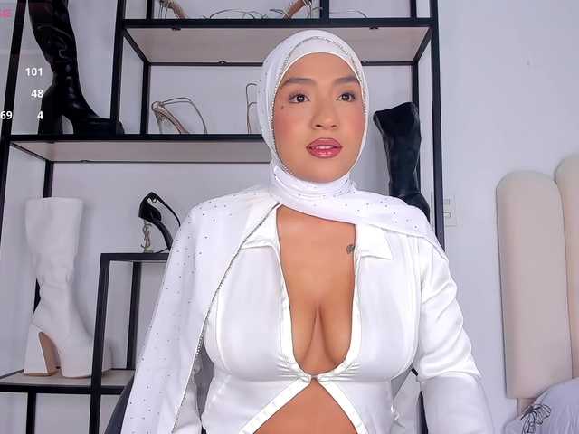 Amira-zahra live cam on BongaCams
