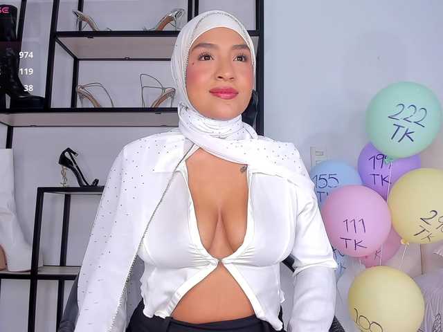 Amira-zahra live cam on BongaCams
