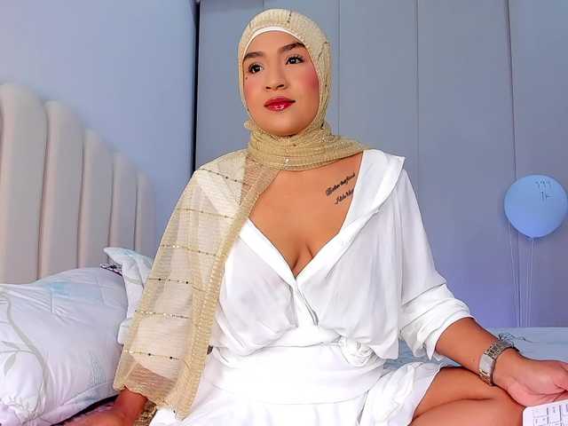 Amira-zahra's BongaCams show and profile