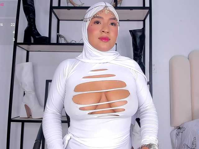 Amira-zahra live cam on BongaCams