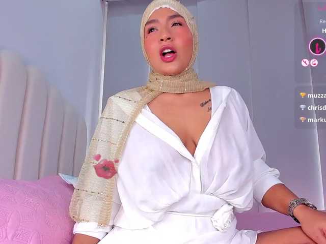 Amira-zahra live cam on BongaCams