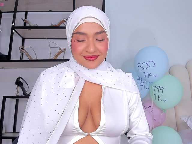 Amira-zahra live cam on BongaCams