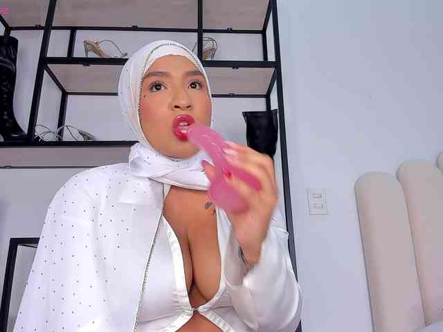 Amira-zahra webcam