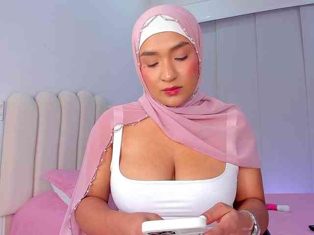 Amira-zahra webcam