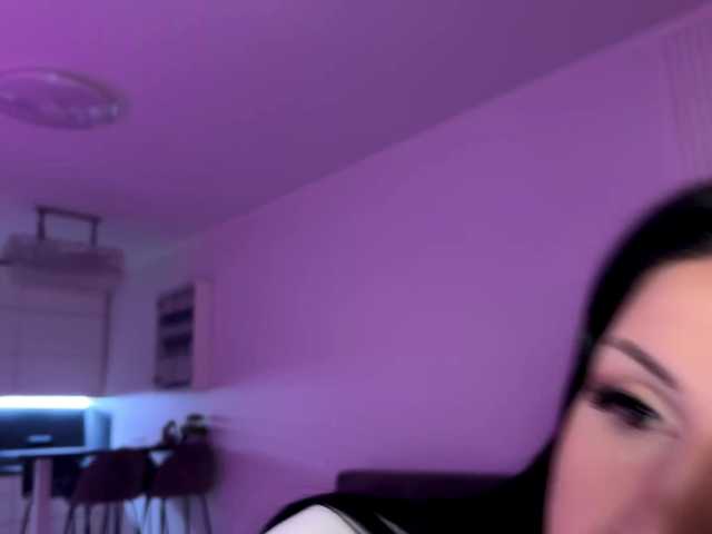 AuraXO live cam