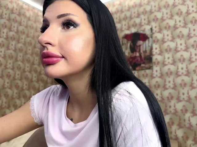 AuraXO, en vivo ahora en BongaCams