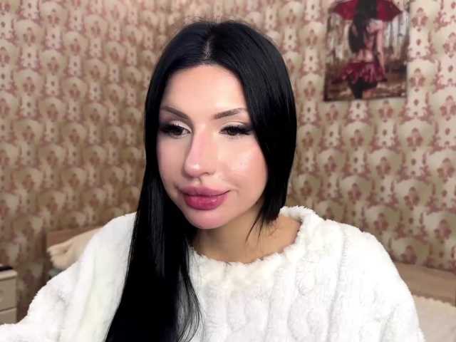 AuraXO, en vivo ahora en BongaCams