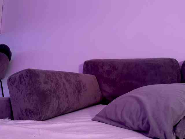 AuraXO Sex Cam Show