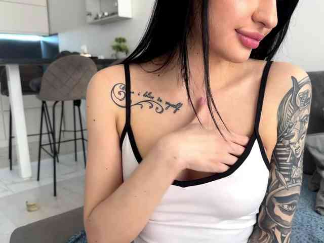 AuraXO