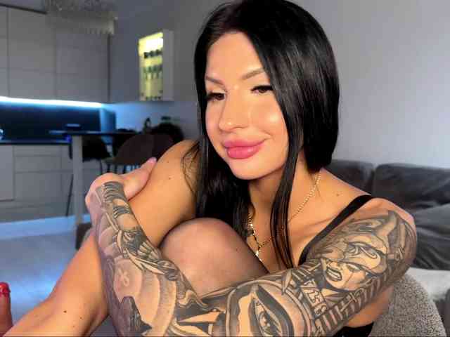 AuraXO Live Webcam on BongaCams
