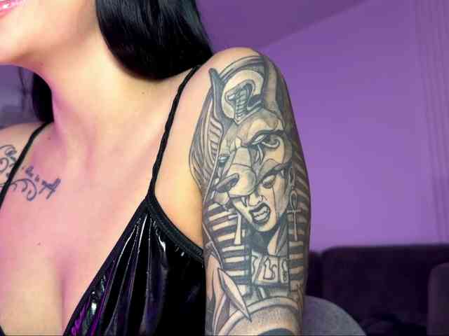 AuraXO Live Webcam on BongaCams