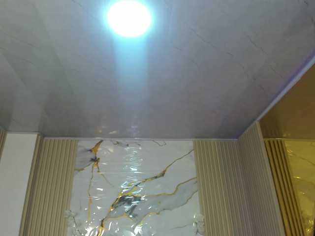 Siena-Tay's BongaCams show and profile