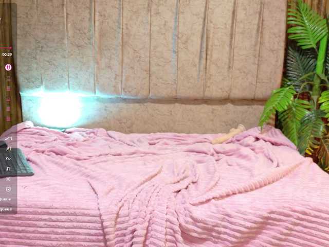 Athenaa-tay live cam on BongaCams