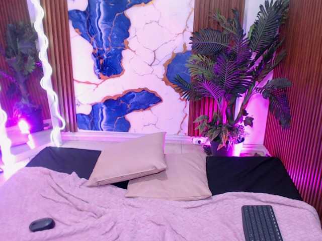 Athenaa-tay live cam preview