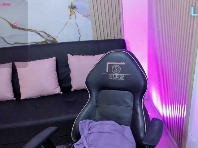 Athenaa-tay live cam on BongaCams