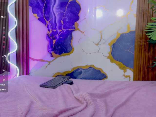 Athenaa-tay live cam on BongaCams