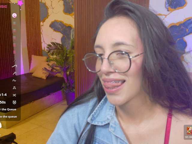 Athenaa-tay live cam on BongaCams