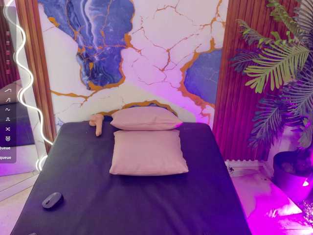 Athenaa-tay live cam on BongaCams