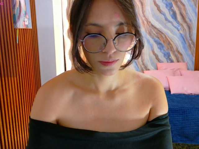 Athenaa-tay live cam on BongaCams