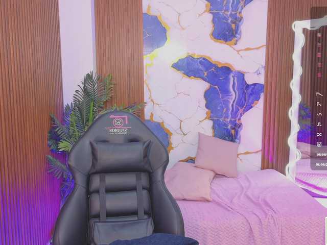 Athenaa-tay live cam on BongaCams