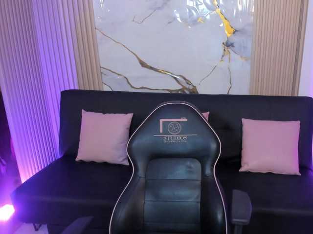 Athenaa-tay live cam on BongaCams