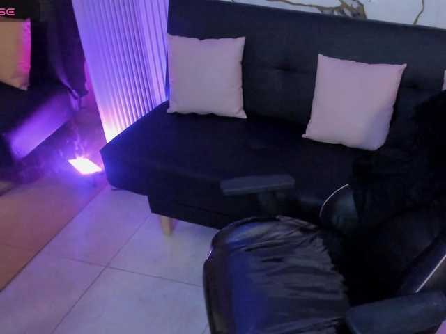 Athenaa-tay live cam on BongaCams